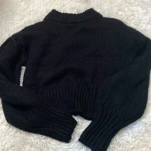 H & M sweater